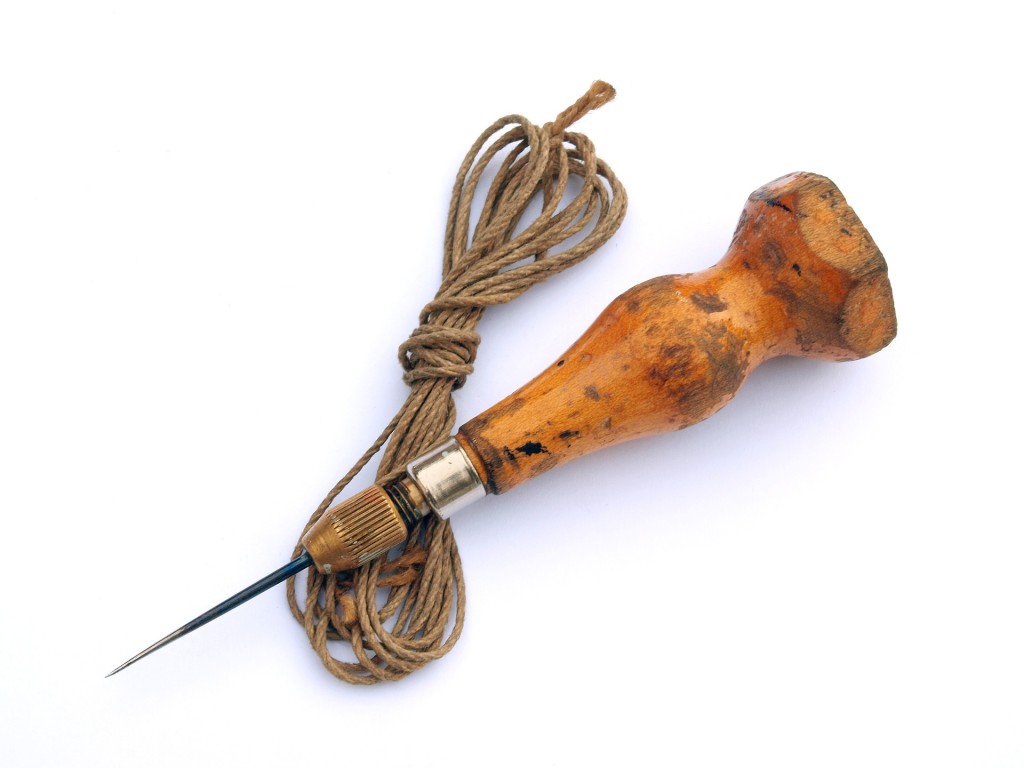 awl-710096_1920-1024x768
